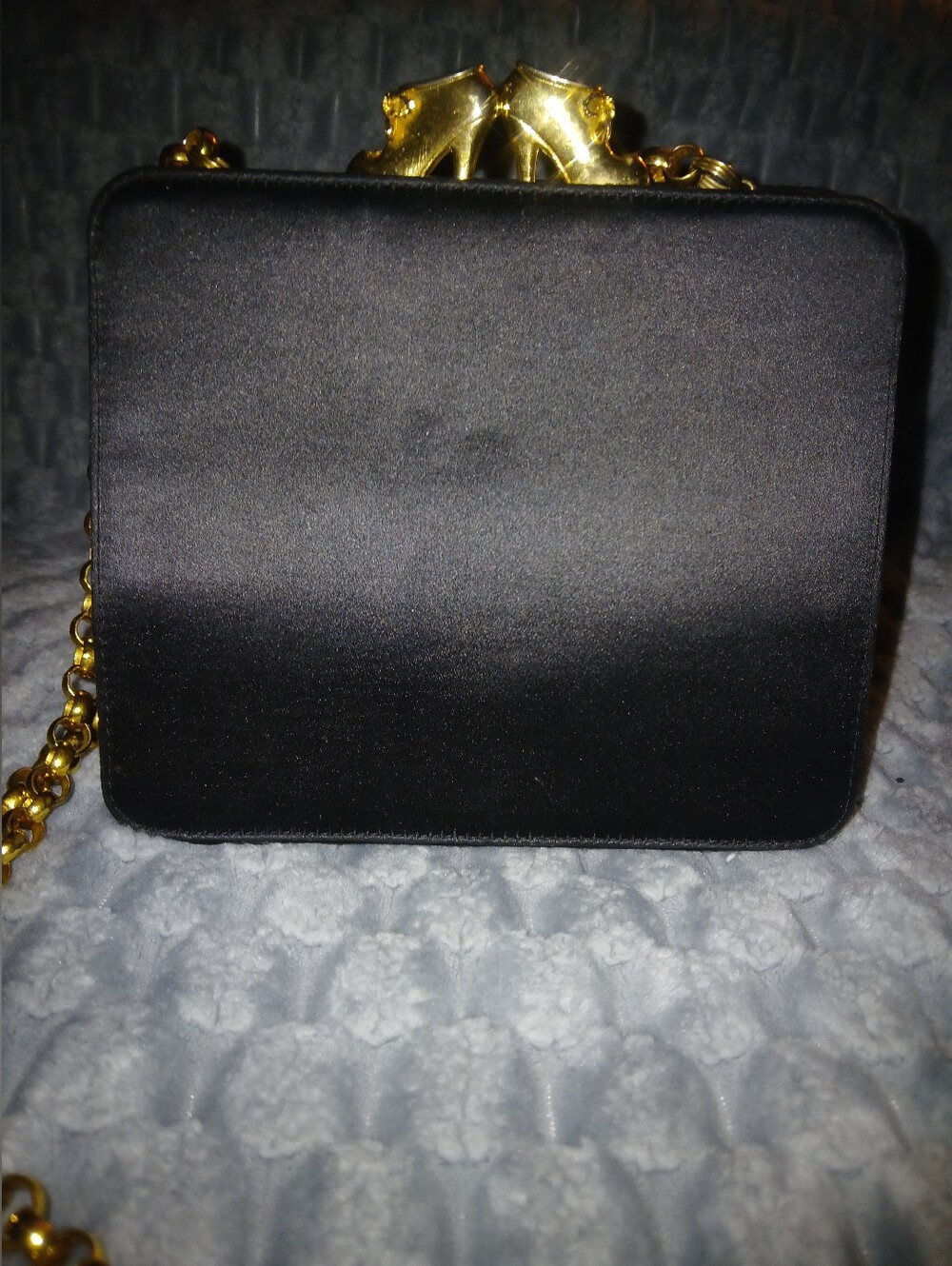 Vintage Salvatore Ferragamo leather handbag featuring the serial number Q 21 069